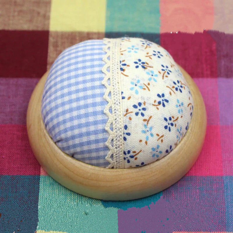 Pin cushion with wooden base ~ Модон суурьтай зүүний хатгуур